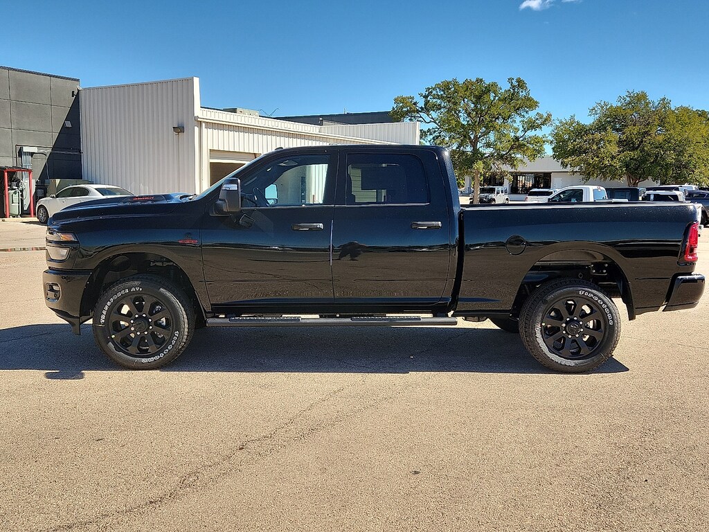 New 2027 Ram 2500 BLACK EXPRESS CREW CAB 4X4 6'4 BOX Pickup