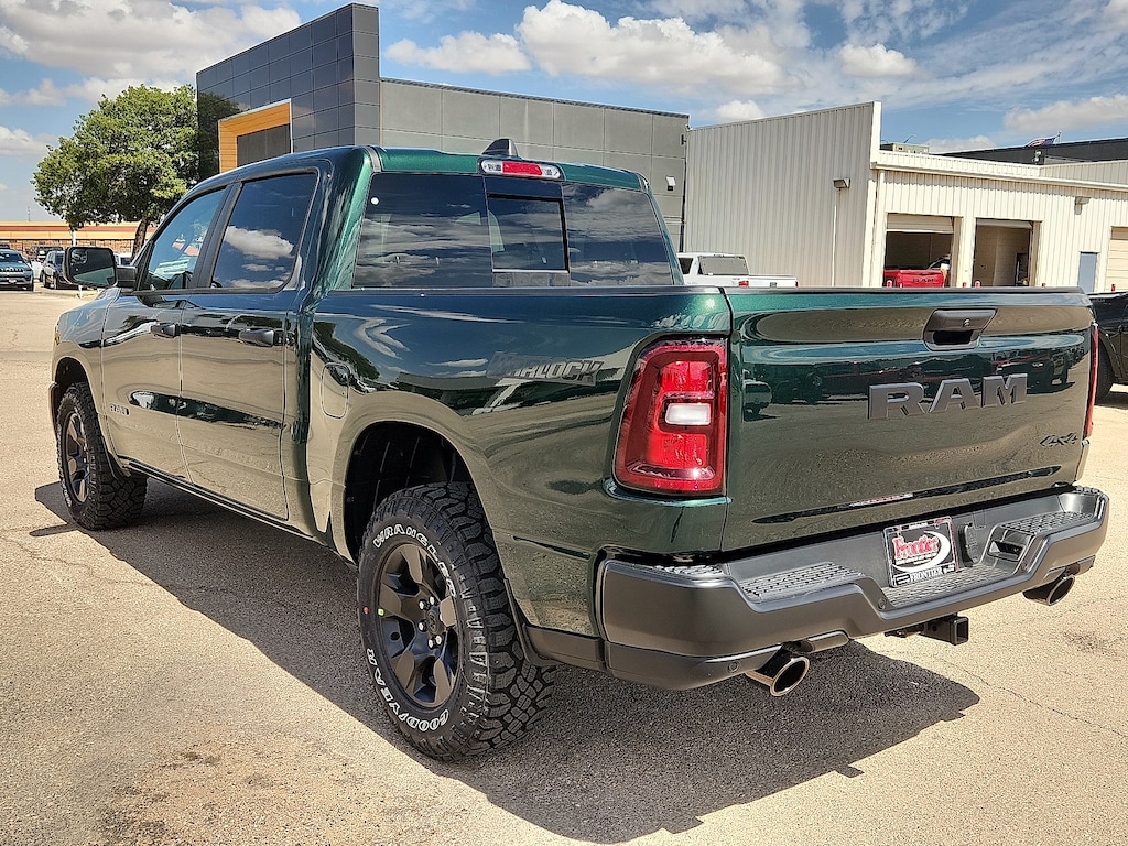 New 2027 Ram 1500 WARLOCK CREW CAB 4X4 5'7 BOX Pickup