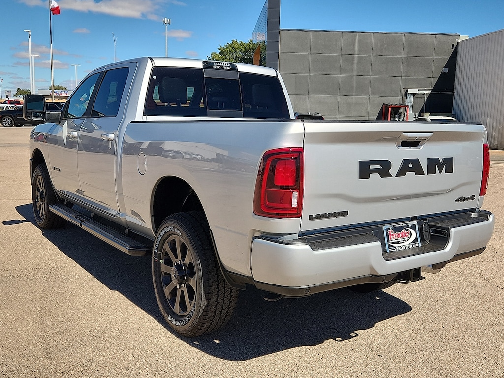 New 2027 Ram 2500 LARAMIE CREW CAB 4X4 6'4 BOX Pickup