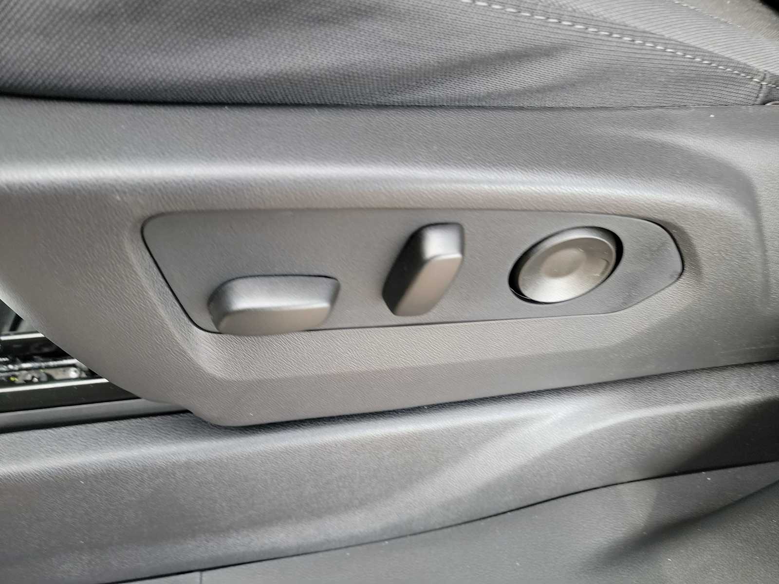 2026 GMC Sierra 1500 Pro - Photo 12