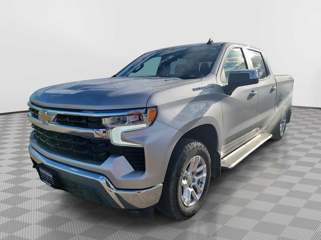 Used 2022 Chevrolet Silverado 1500 LT w/1LT Truck Crew Cab