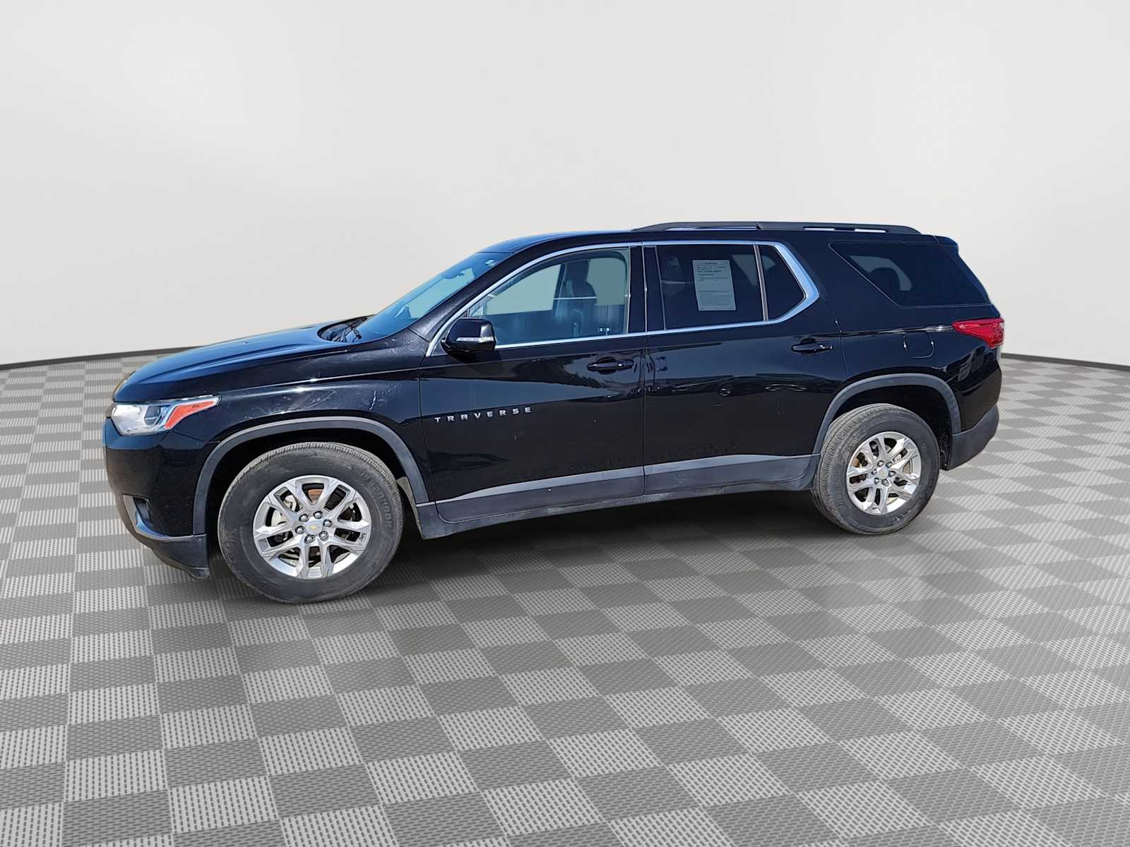 Used 2020 Chevrolet Traverse LT Cloth w/1LT SUV