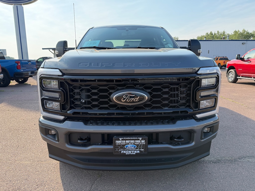 New 2026 Ford F-350 Lariat Standard Box Truck Crew Cab