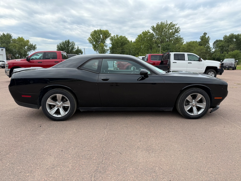 Used 2020 Dodge Challenger SXT Coupe