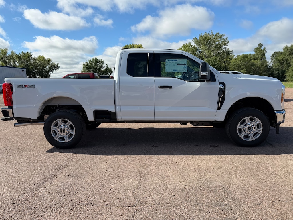 New 2026 Ford F-350 XLT Standard Box Truck Super Cab