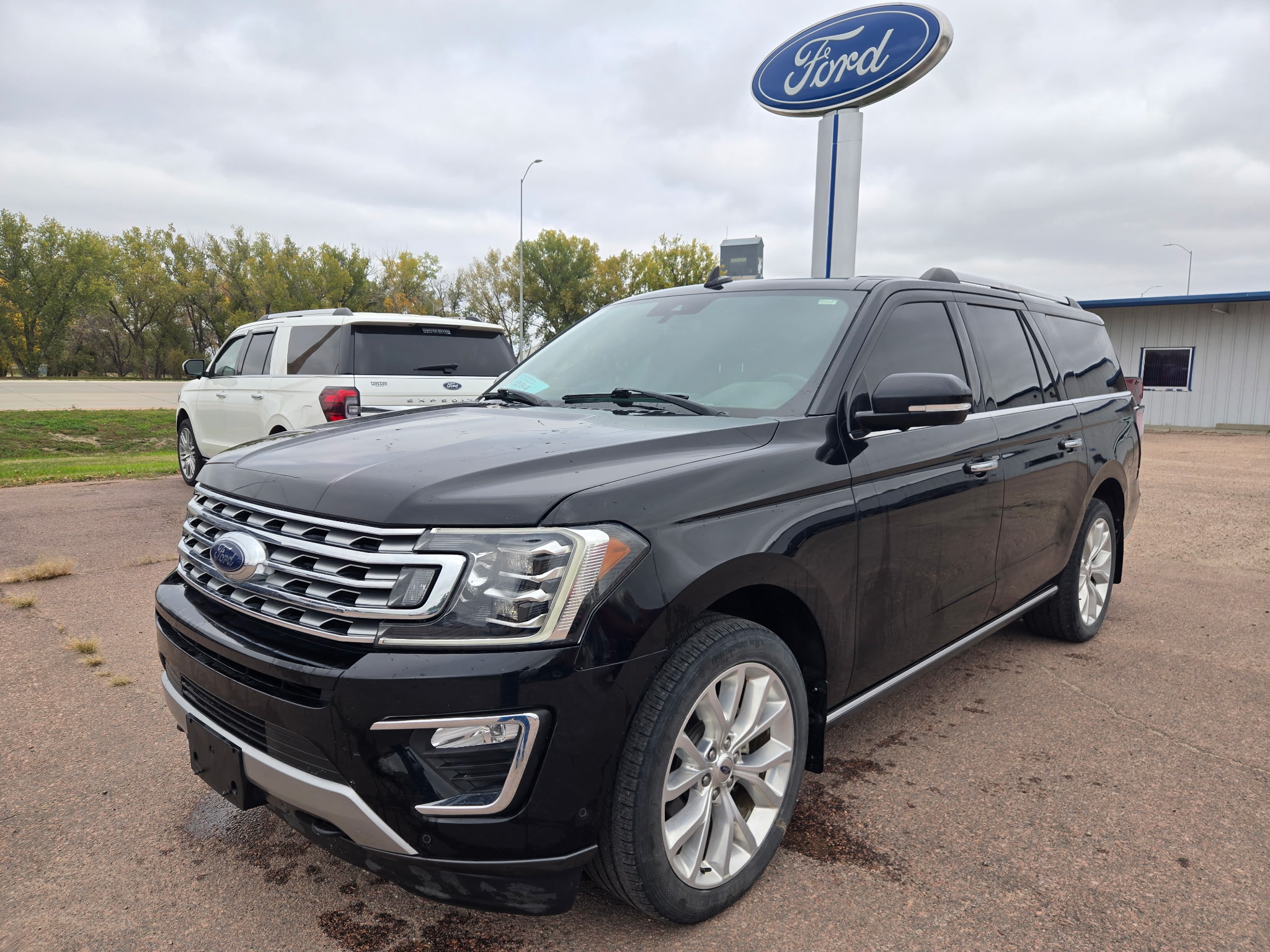  Ford Expedition Max
