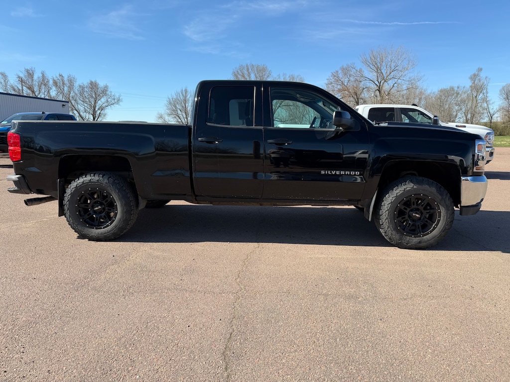 Used 2018 Chevrolet Silverado 1500 LT w/1LT Truck Double Cab