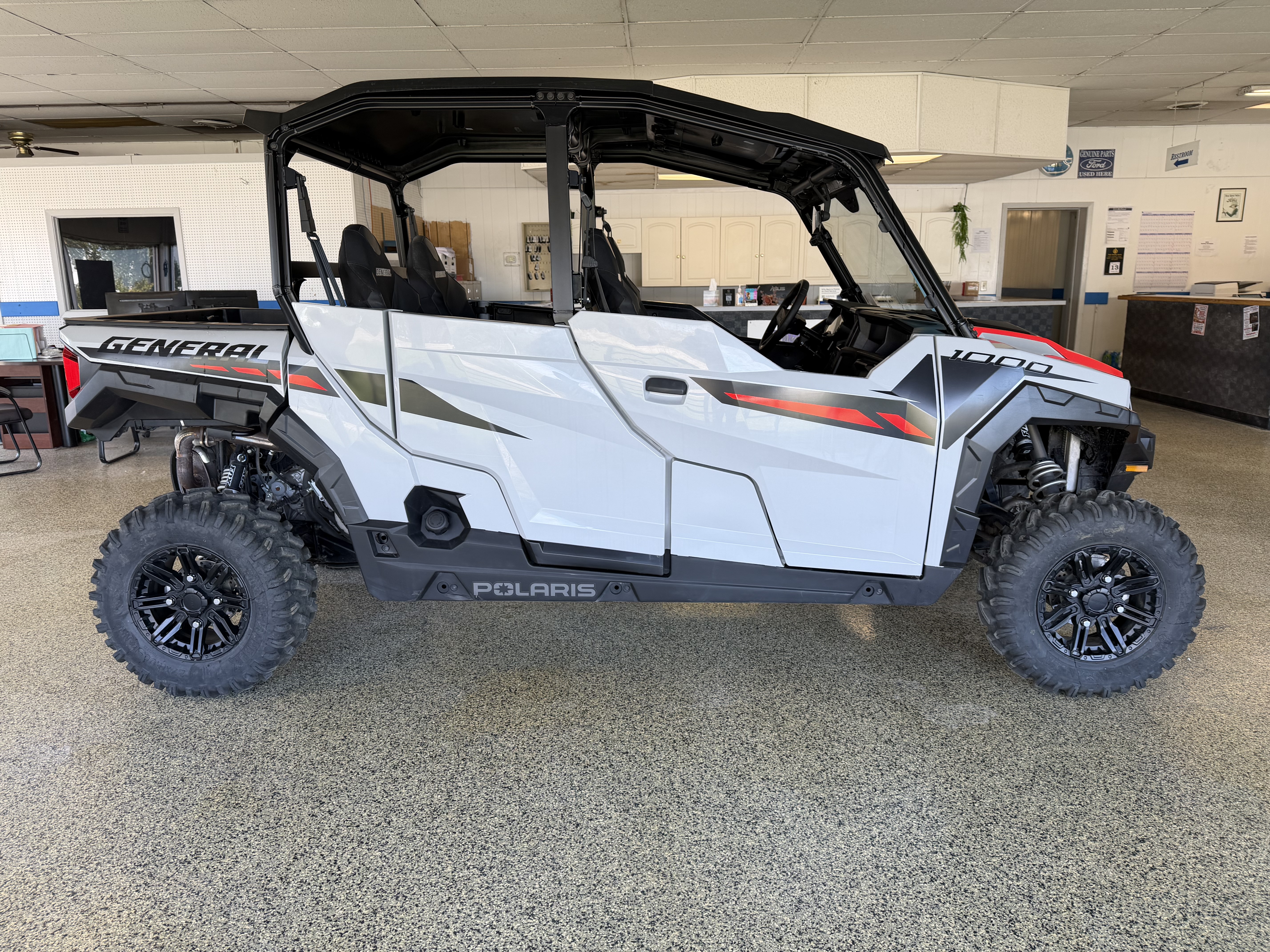 Used 2025 Polaris General 1000 XP4 UTV