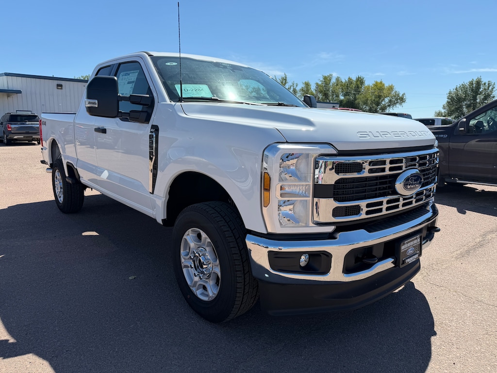 New 2026 Ford F-350 XLT SuperCab Standard Box Truck Super Cab