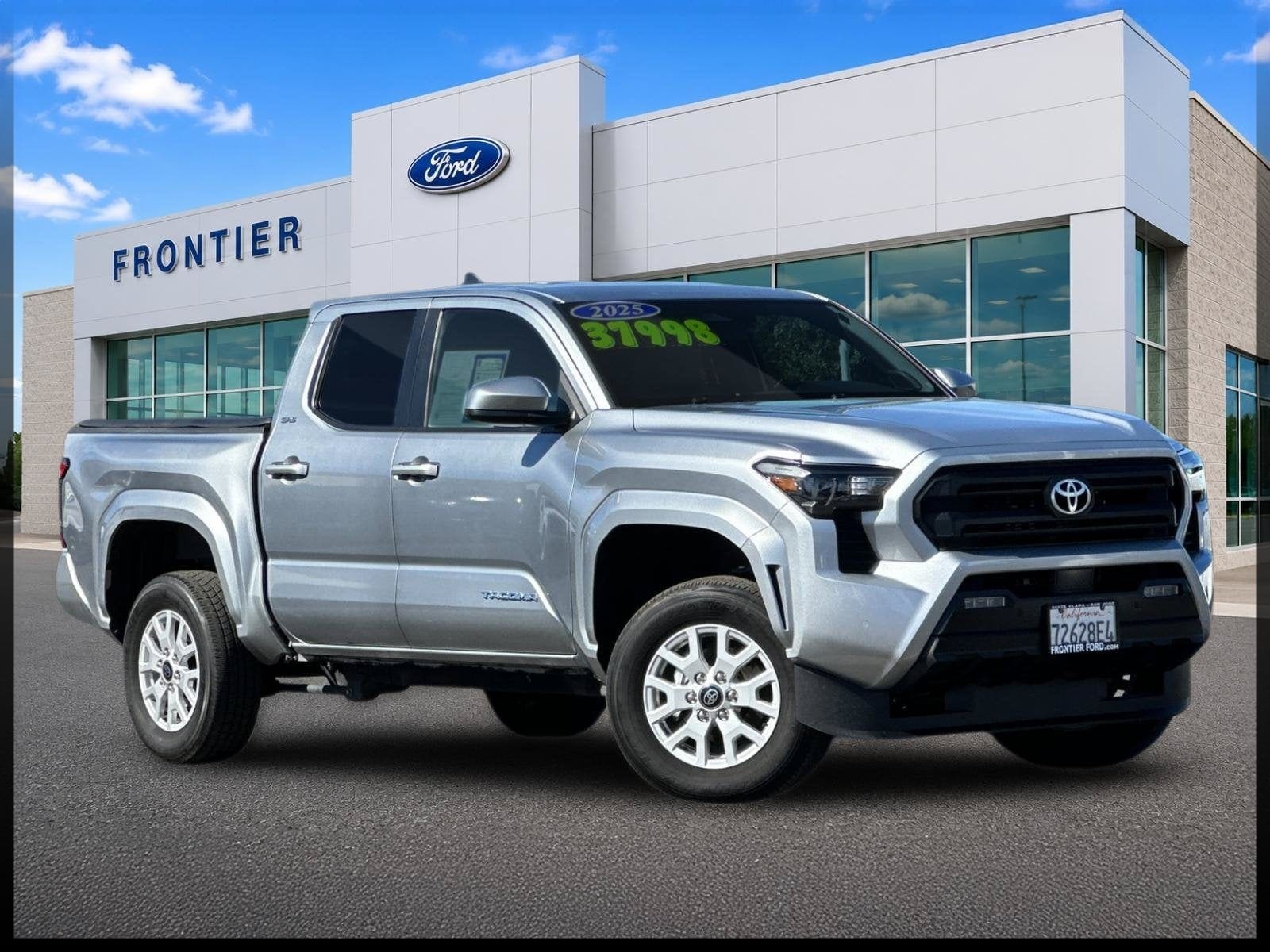 2025 Toyota Tacoma SR5