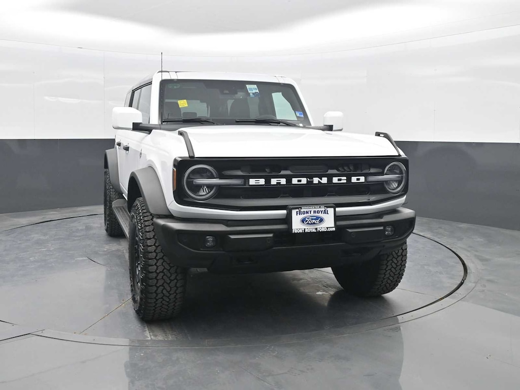 New 2026 Ford Bronco Outer Banks SUV