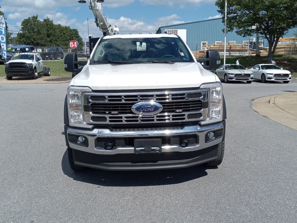 New 2026 Ford F-550SD XL Chassis