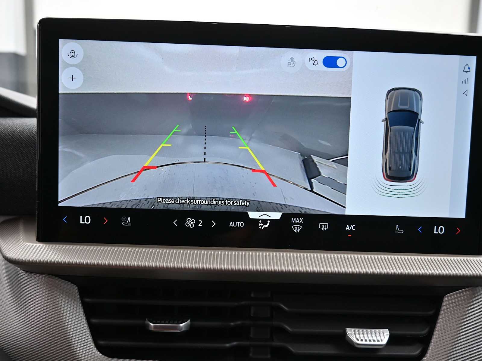 2026 Ford Explorer Active - Photo 30