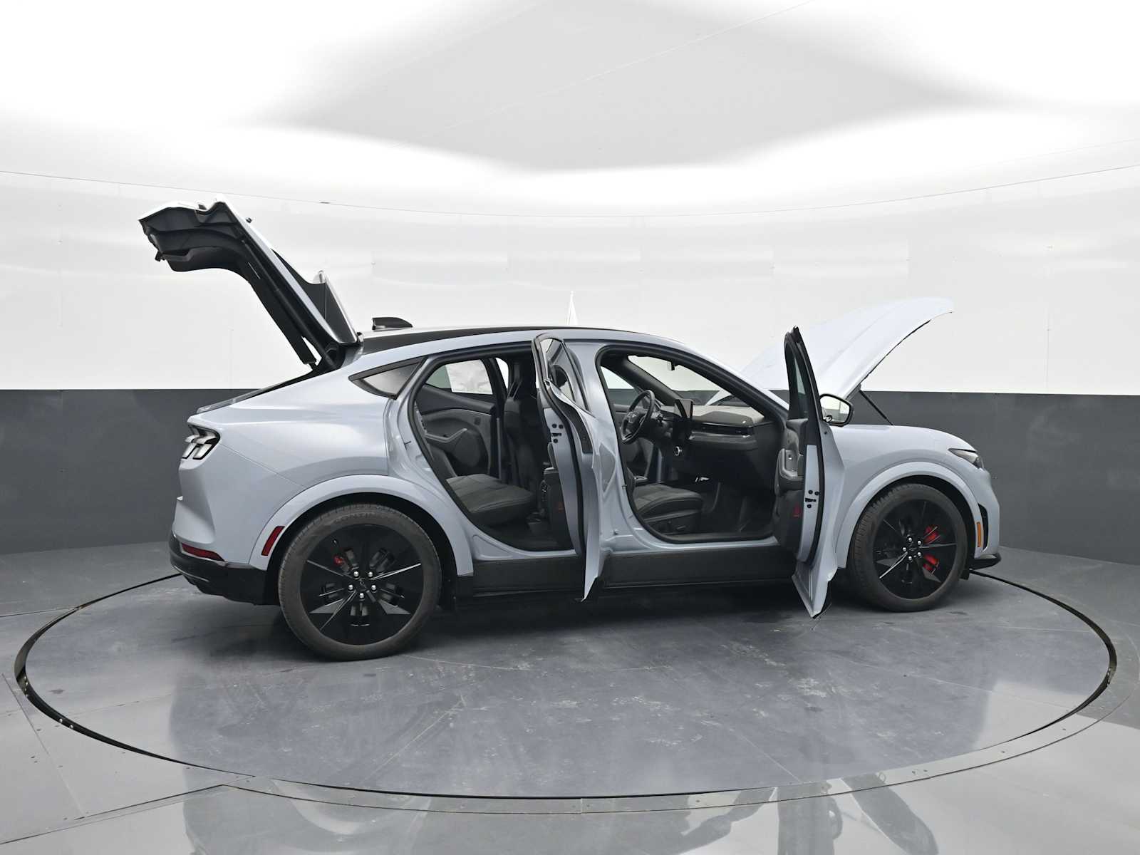 2025 Ford Mustang Mach-E GT - Photo 56