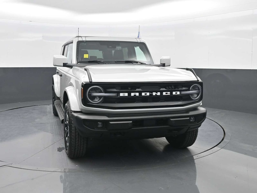 New 2026 Ford Bronco Outer Banks SUV