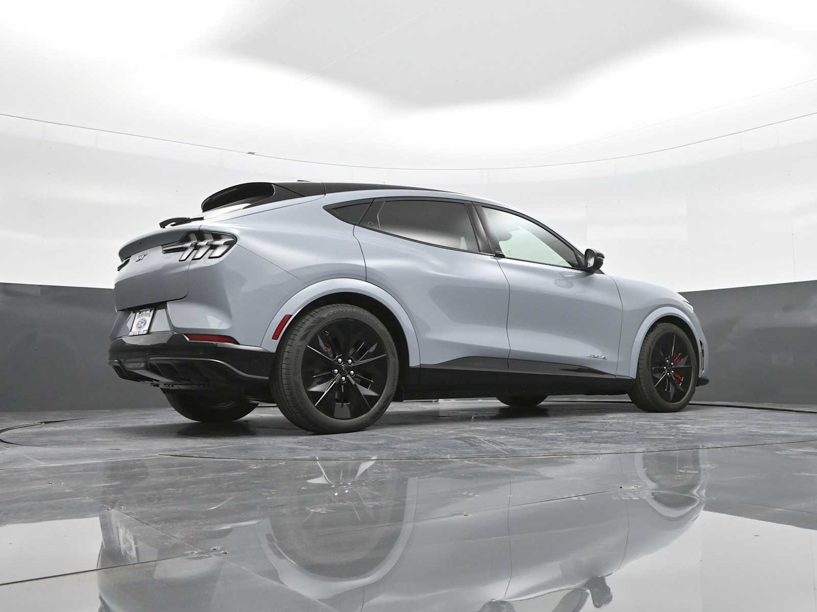 2025 Ford Mustang Mach-E GT - Photo 53