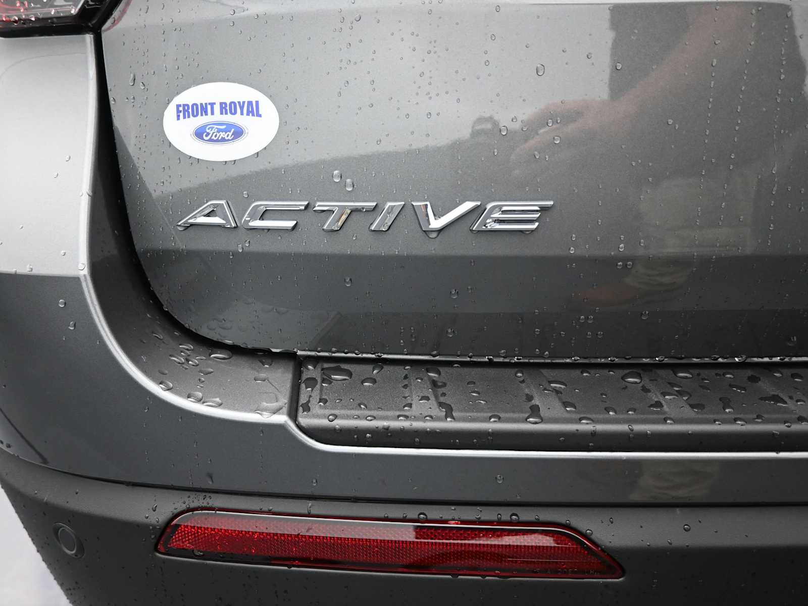 2026 Ford Explorer Active - Photo 18