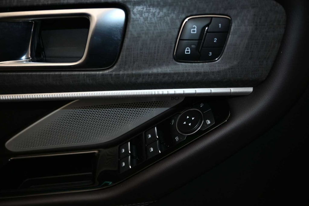 Certified 2025 Ford Explorer Platinum SUV