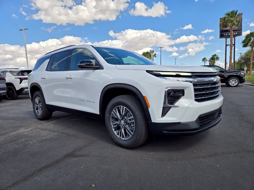 2027 Chevrolet Traverse LT SUV