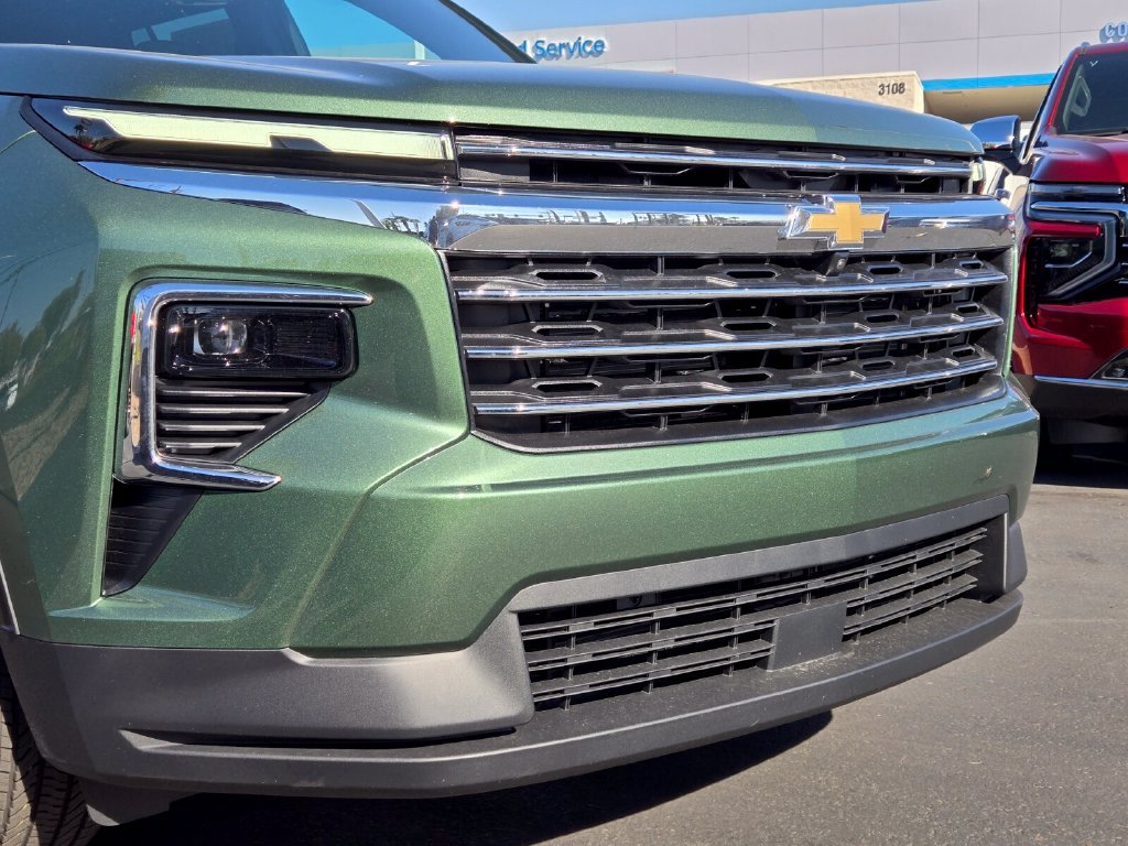 New 2027 Chevrolet Traverse LT SUV