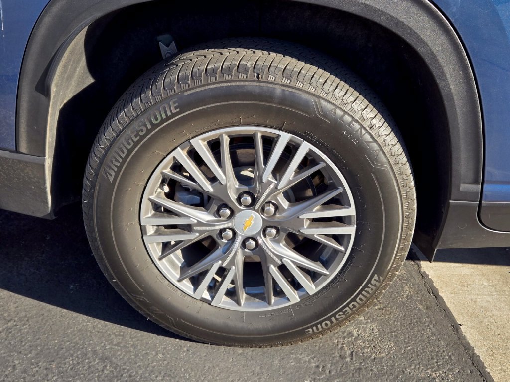 Used 2024 Chevrolet Traverse LS SUV
