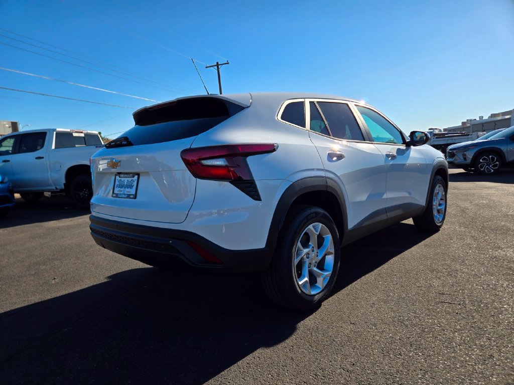 New 2026 Chevrolet Trax LS SUV
