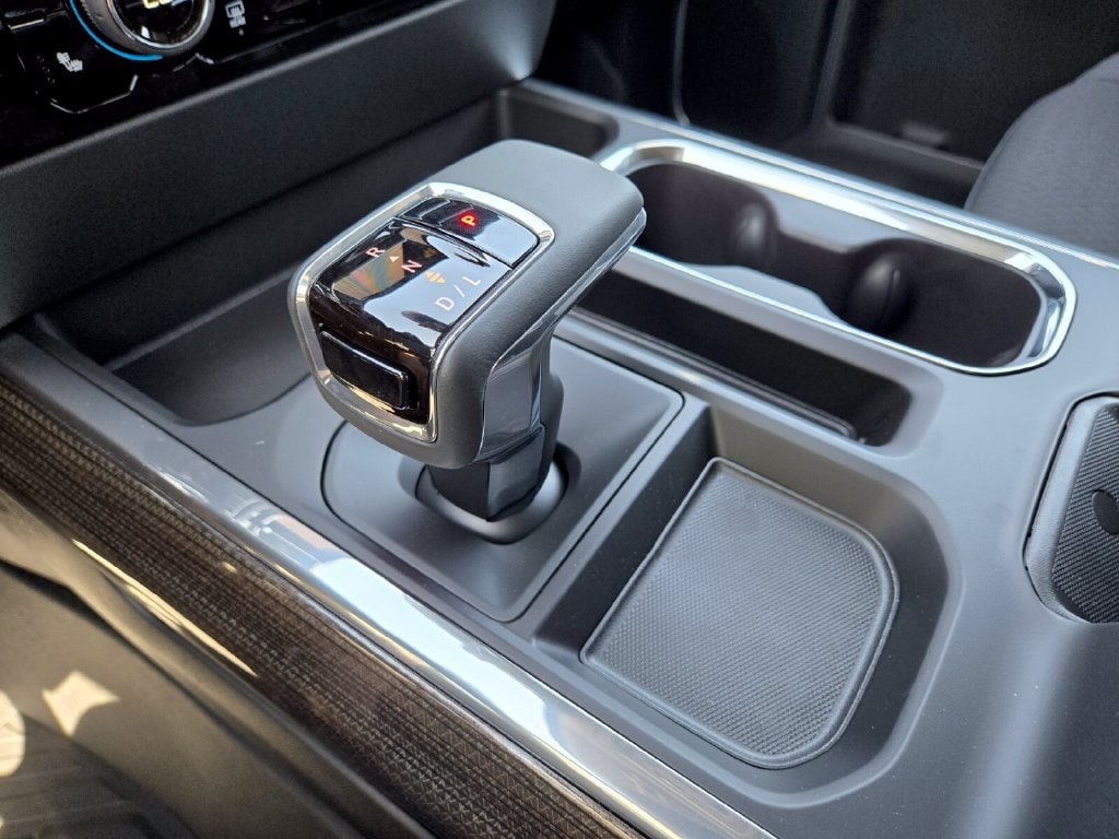2026 Chevrolet Silverado 1500 LT - Photo 13