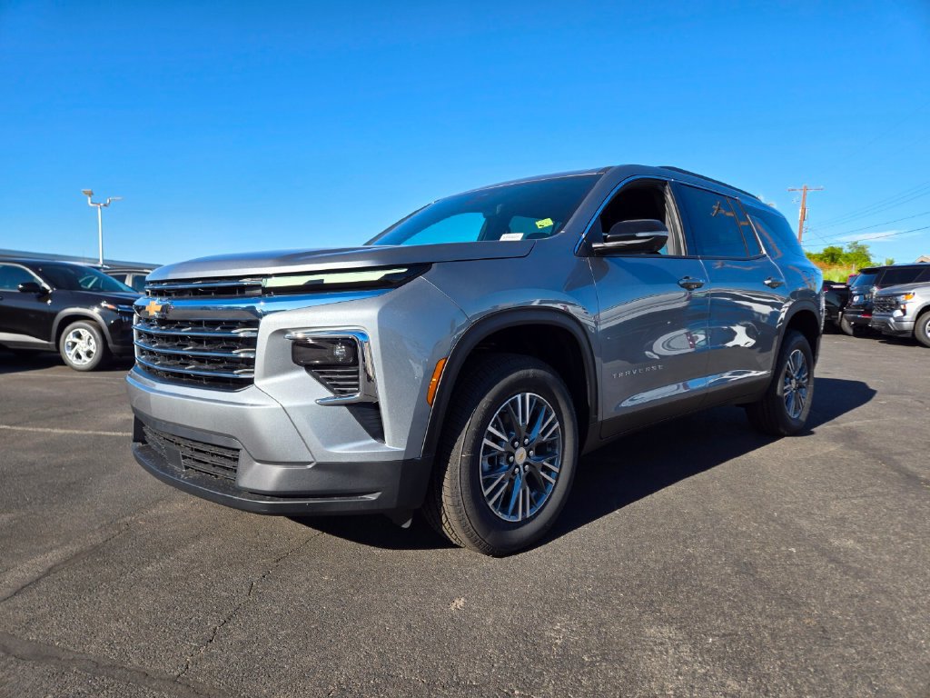 New 2027 Chevrolet Traverse LT SUV