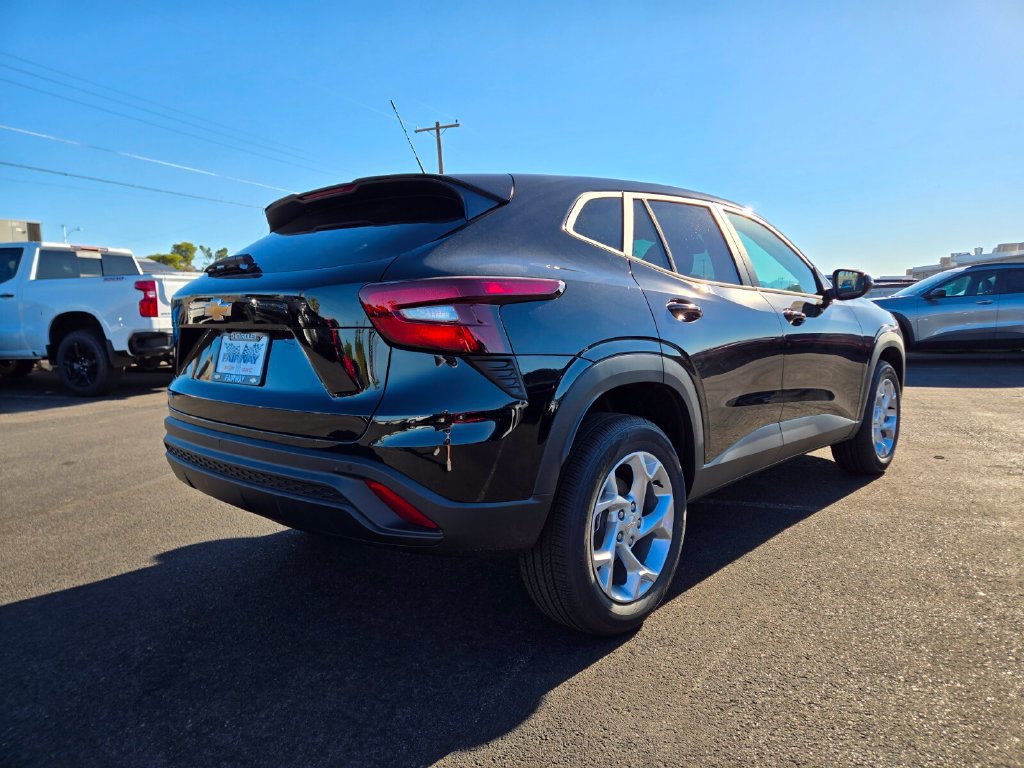New 2026 Chevrolet Trax LS SUV