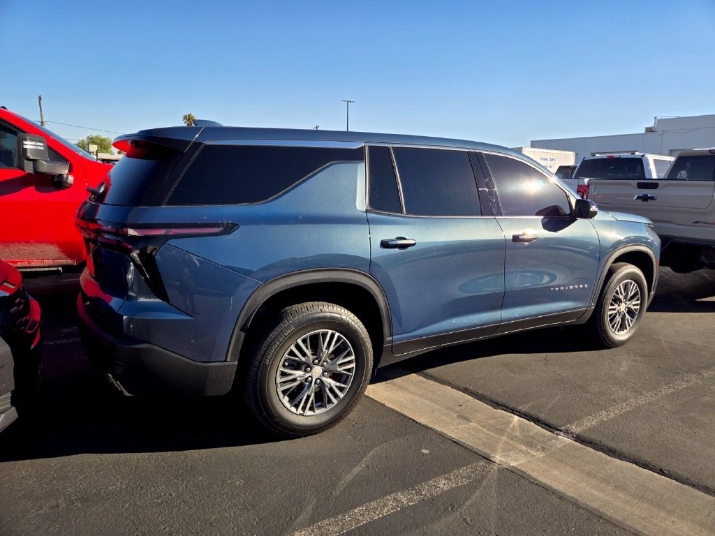 Used 2024 Chevrolet Traverse LS SUV