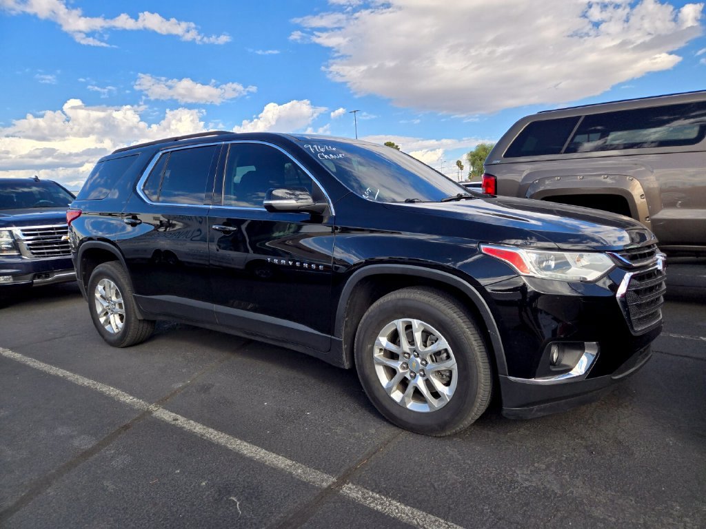 Used 2021 Chevrolet Traverse LT Cloth SUV