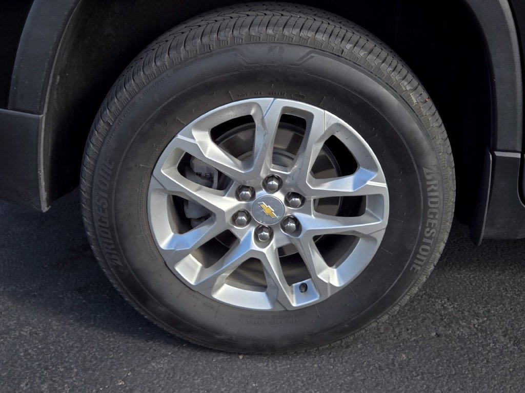 Used 2021 Chevrolet Traverse LT Cloth SUV
