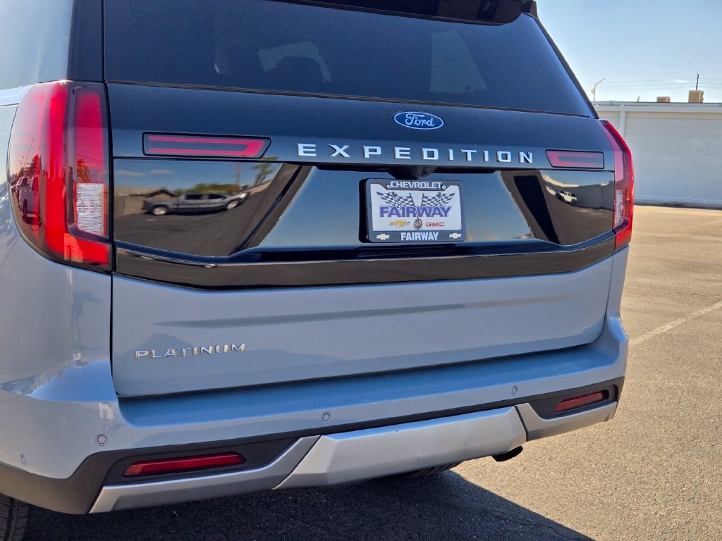 Used 2025 Ford Expedition Platinum
