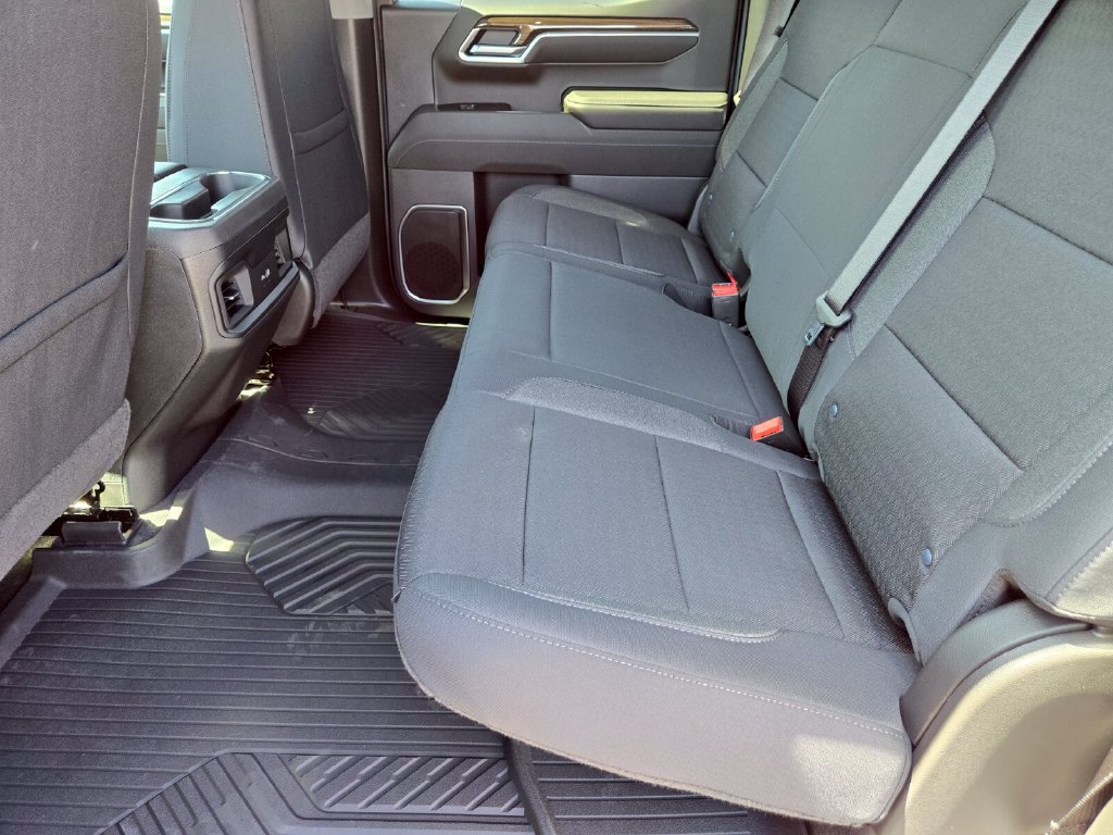 2026 Chevrolet Silverado 1500 LT - Photo 8