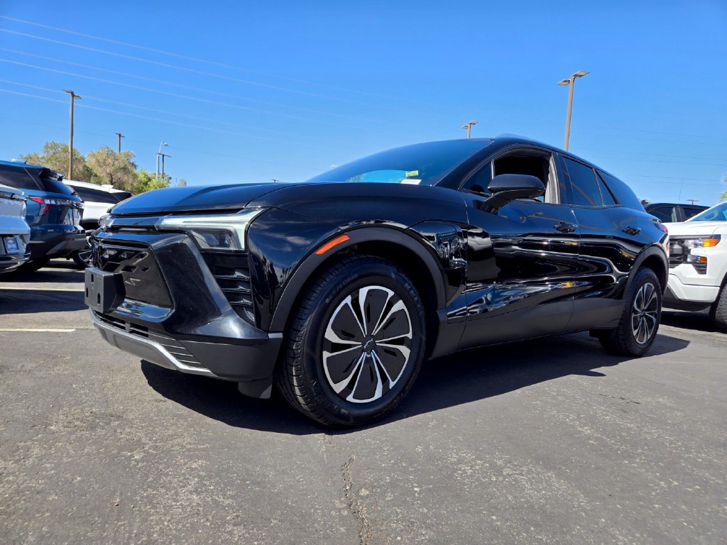 Used 2024 Chevrolet Blazer EV LT with VIN 3GNKDBRJ5RS202088 for sale in Pahrump, NV