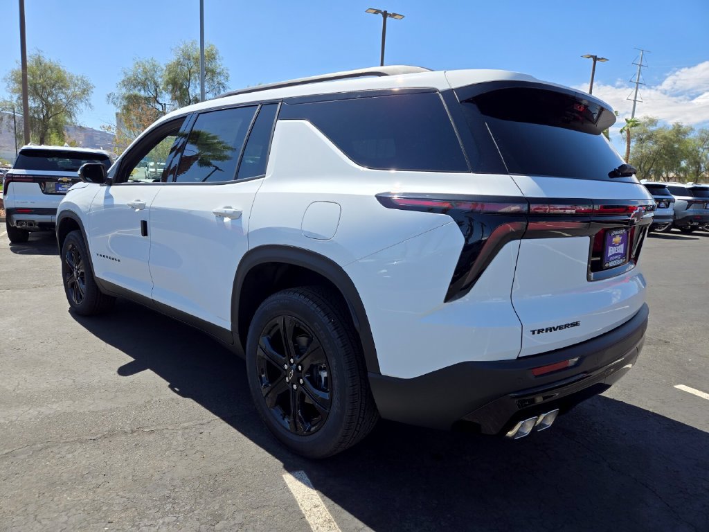 New 2027 Chevrolet Traverse LT SUV
