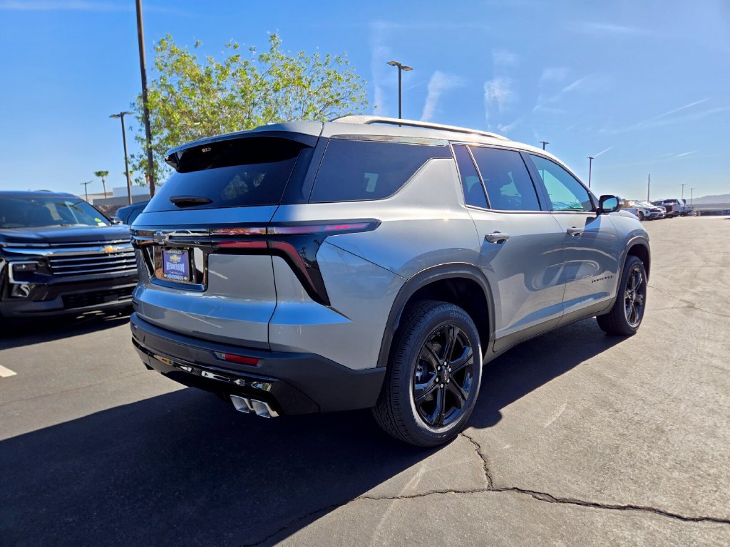 New 2027 Chevrolet Traverse LT SUV