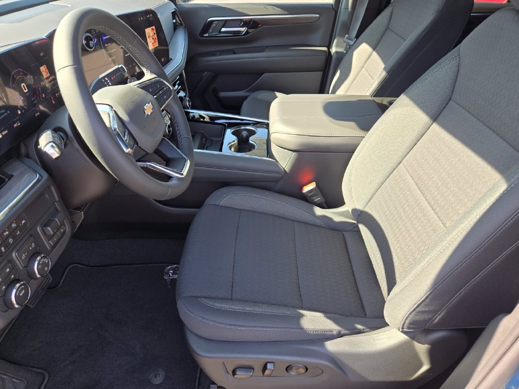2026 Chevrolet Tahoe LS - Photo 6