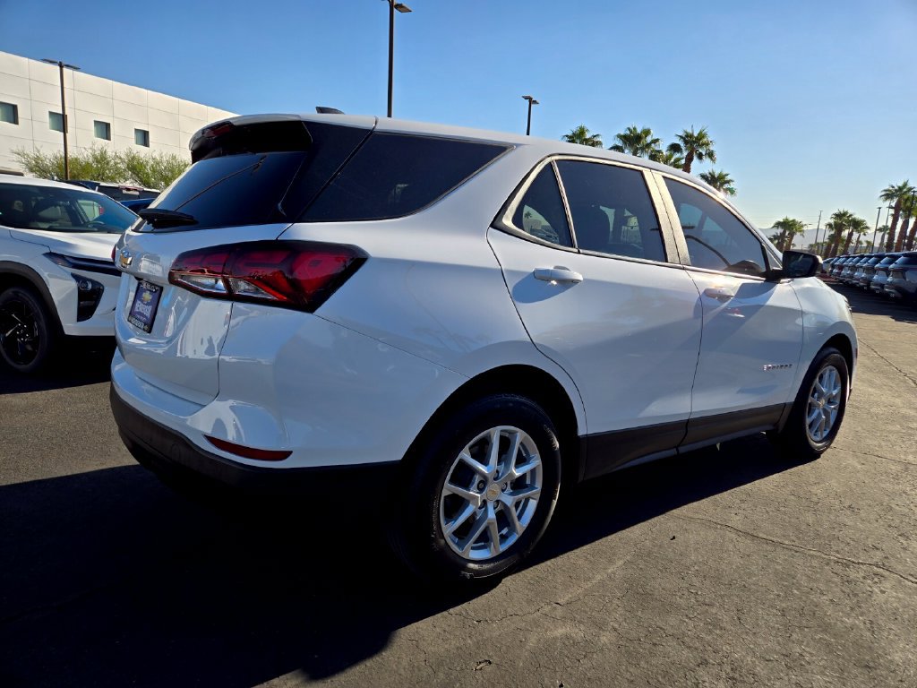 2024 Chevrolet Equinox LS - Photo 6