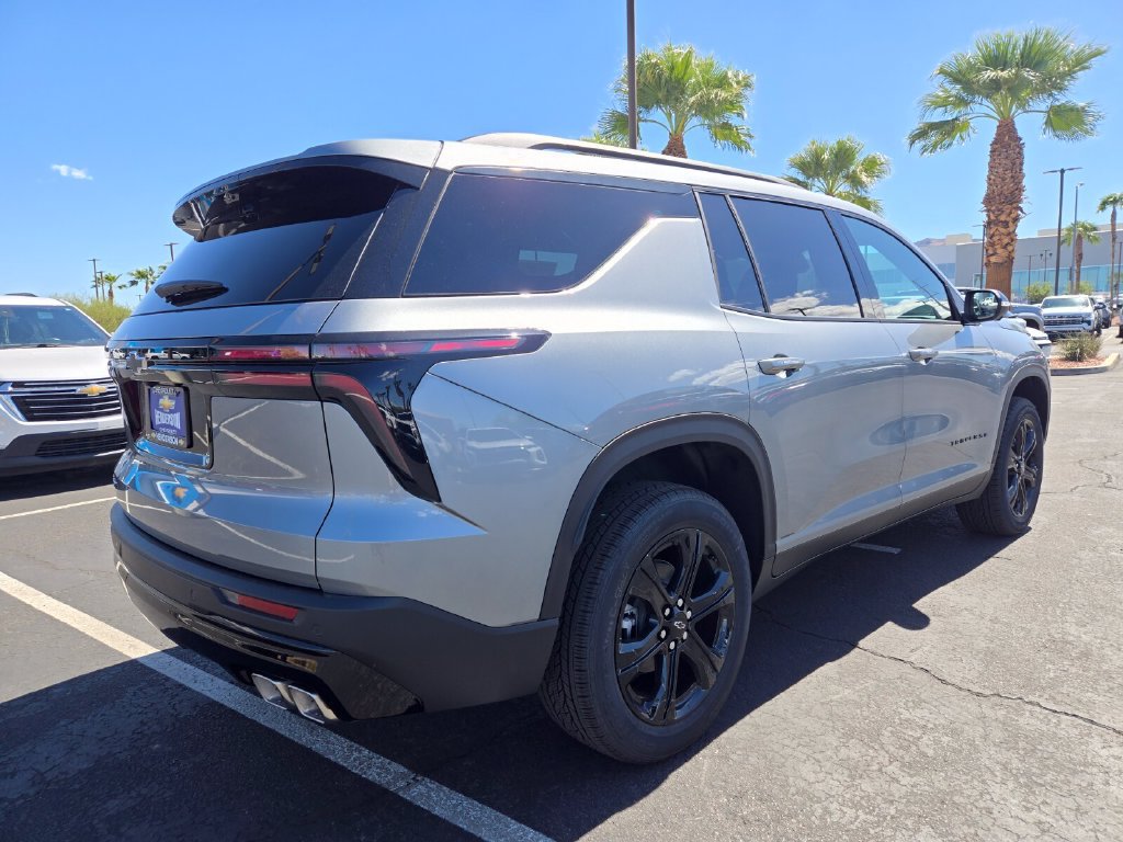 New 2027 Chevrolet Traverse LT SUV