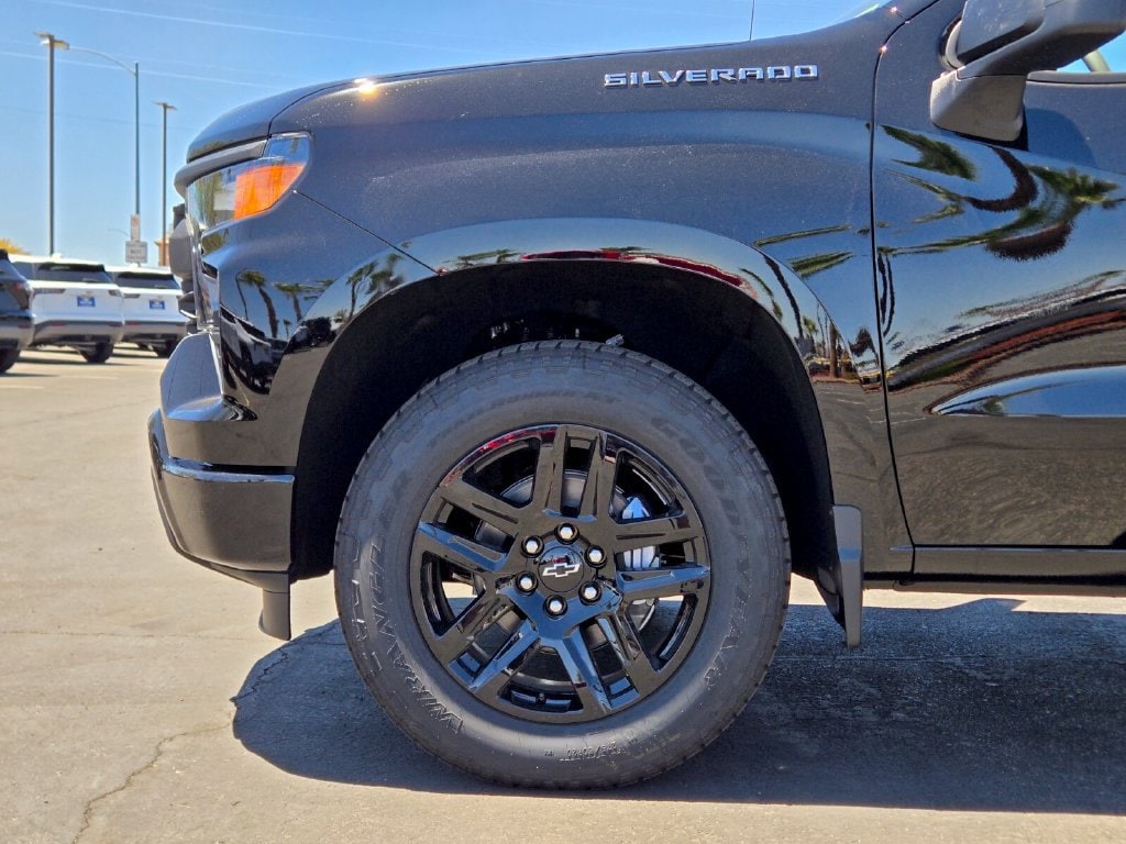 2026 Chevrolet Silverado 1500 Custom - Photo 5