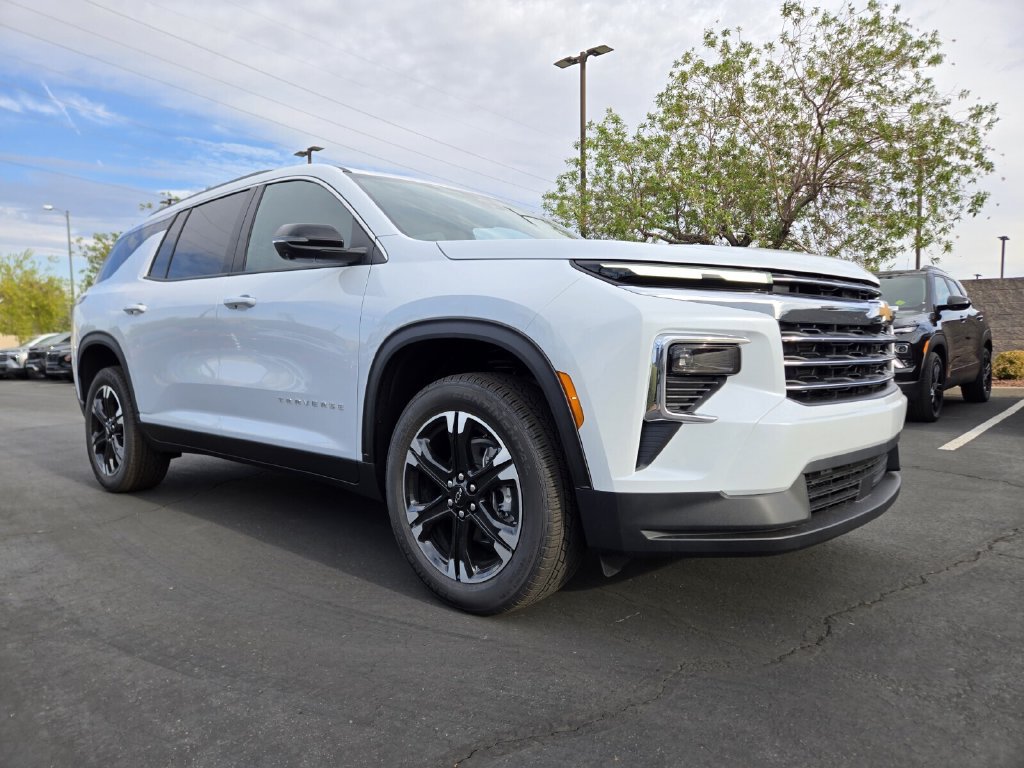 New 2027 Chevrolet Traverse LT SUV