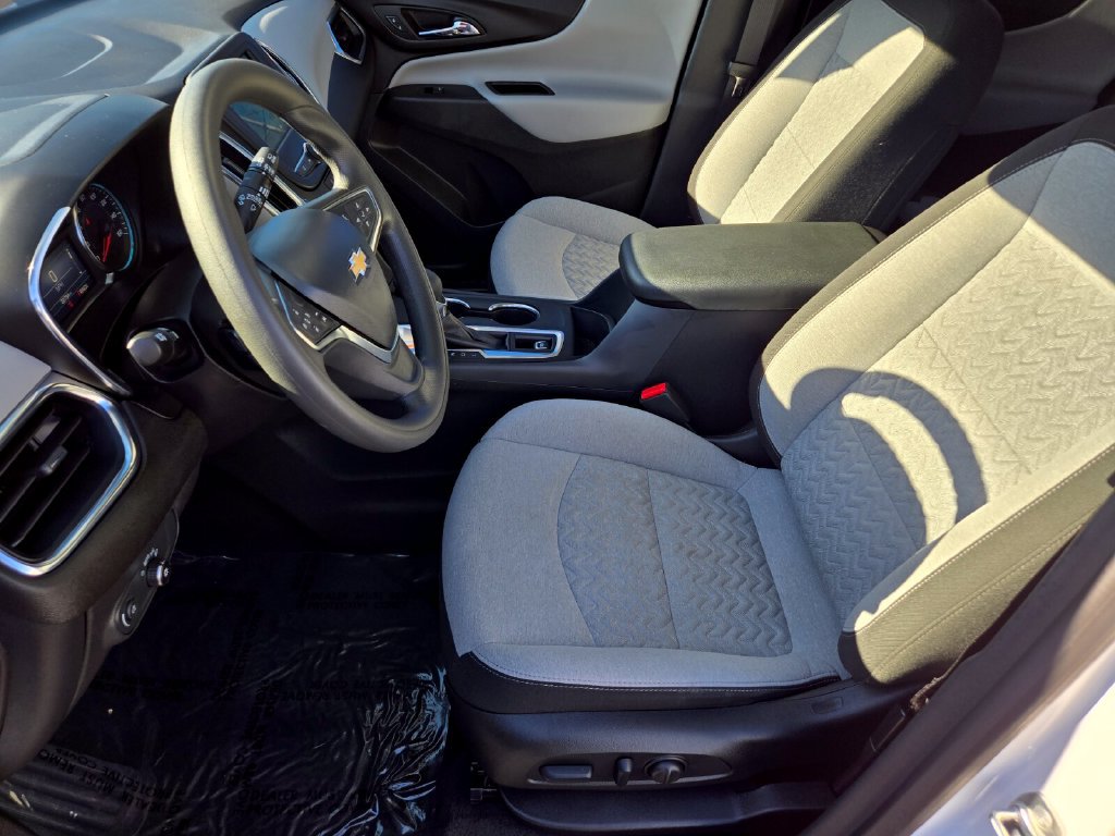 2024 Chevrolet Equinox LS - Photo 10