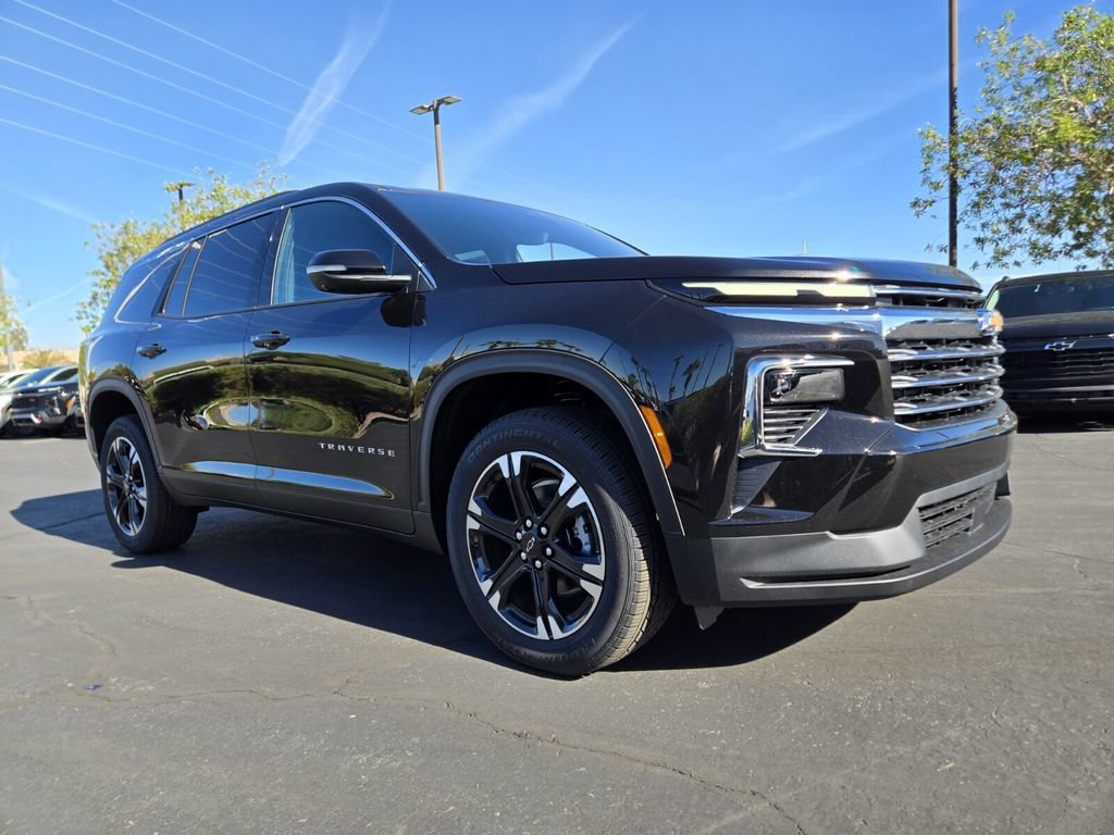 2027 Chevrolet Traverse LT SUV