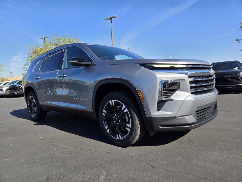 New 2027 Chevrolet Traverse LT SUV