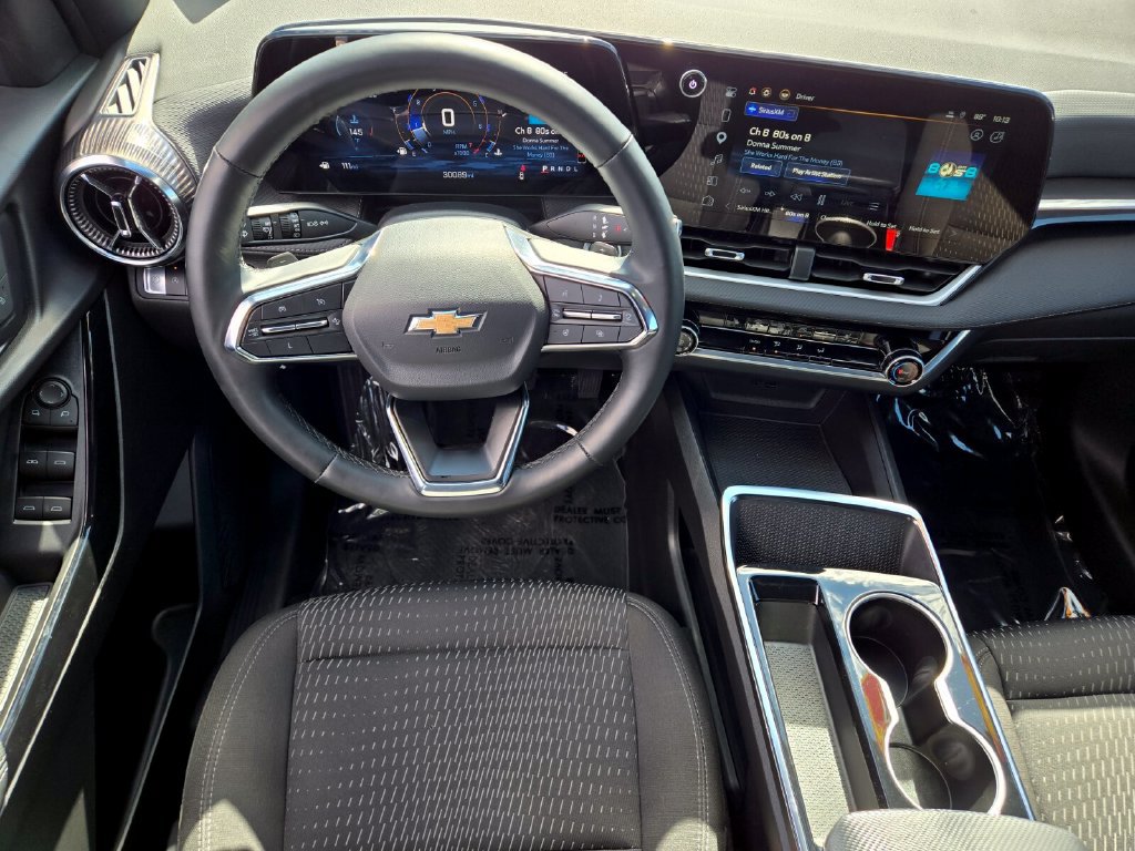 2025 Chevrolet Equinox LT - Photo 12