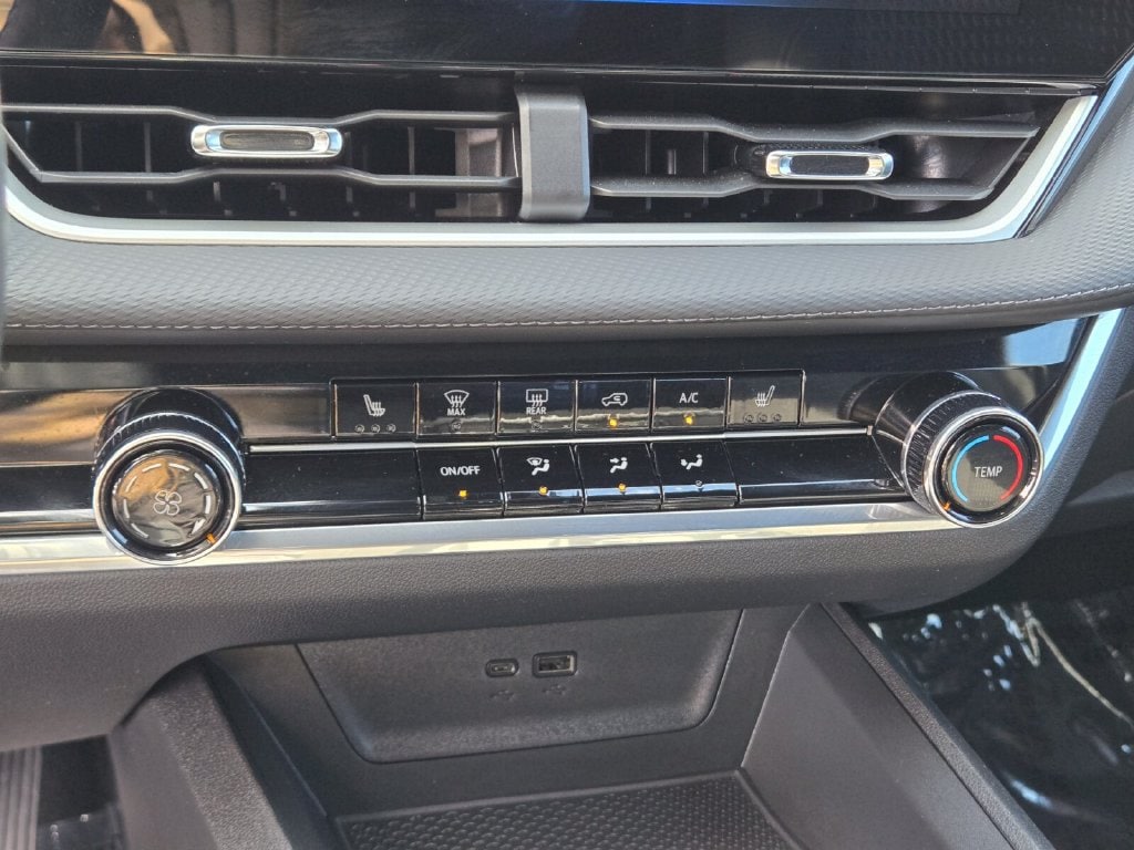 2025 Chevrolet Equinox LT - Photo 20