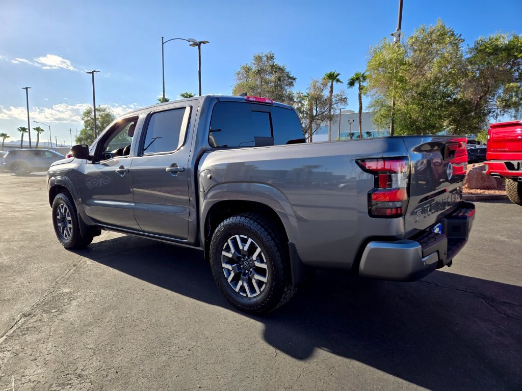 Used 2024 Nissan Frontier SL