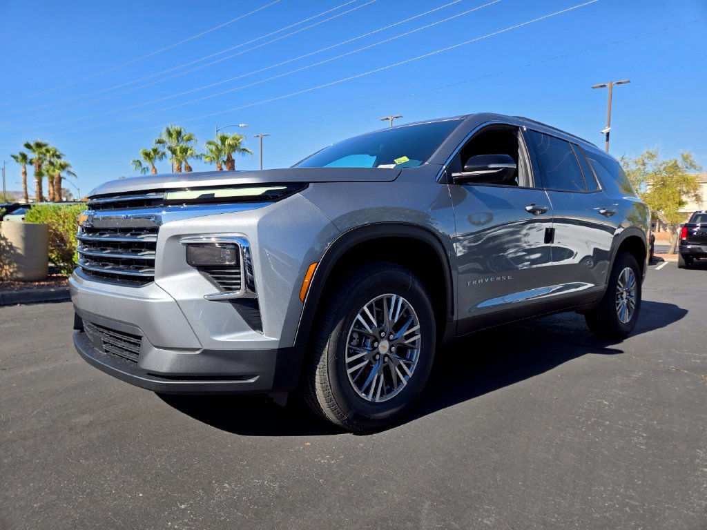 New 2027 Chevrolet Traverse LT SUV
