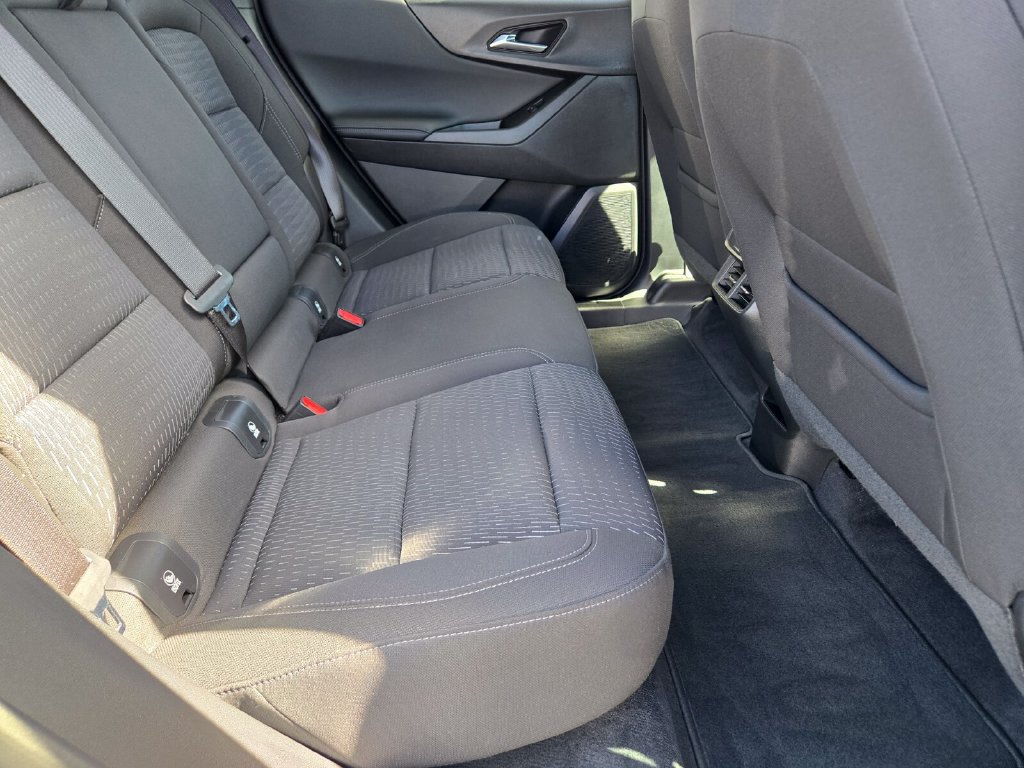 2025 Chevrolet Equinox LT - Photo 14